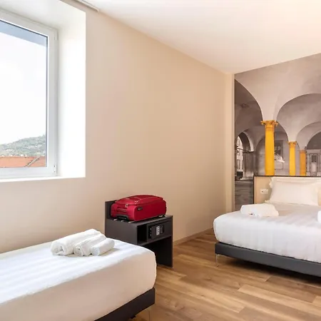 B&B Hotel Brescia מלון 3*