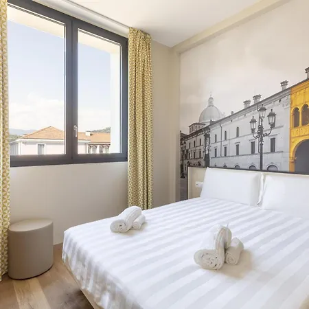 Hotel B&B Hotel Brescia 3*
