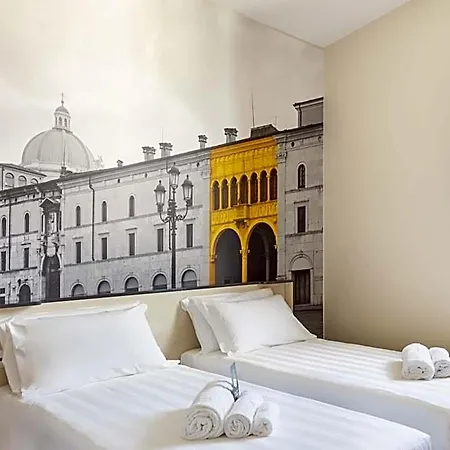 ホテル B&B Hotel Brescia
