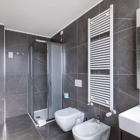 Hotel B&B Hotel Brescia 3*